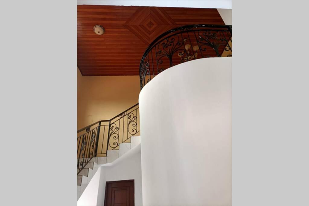 Residence Jeanne A Yaounde Odza Messamengo Exterior foto